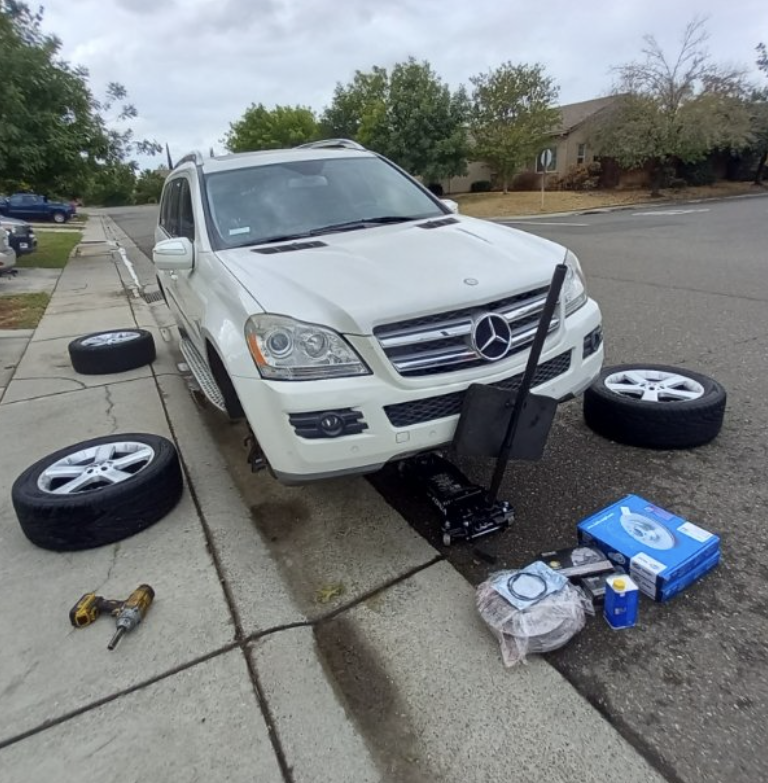 this image shows tire replacement in Cleveland, OH